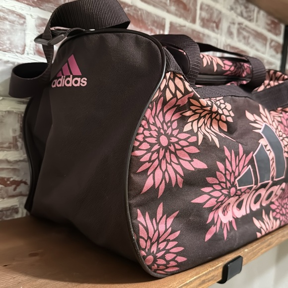 Adidas Floral Print Duffle Bag 18in X 10in X 11in - Picture 3 of 9